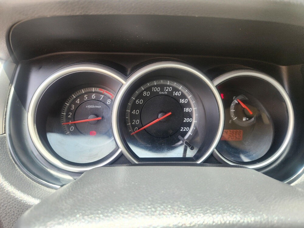 Nissan - 10