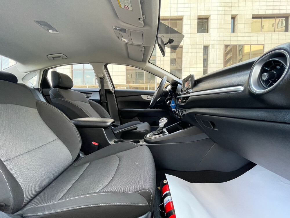 Kia Cerato 2022 2.0 - 12