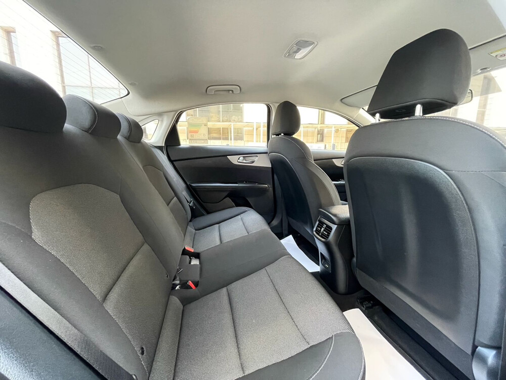Kia Cerato 2022 2.0 - 14