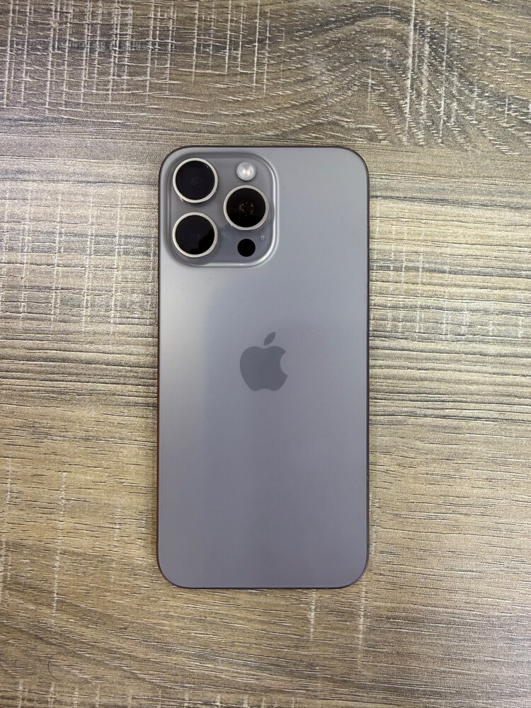 15 برو ماكس 256 رصاصي  - 2
