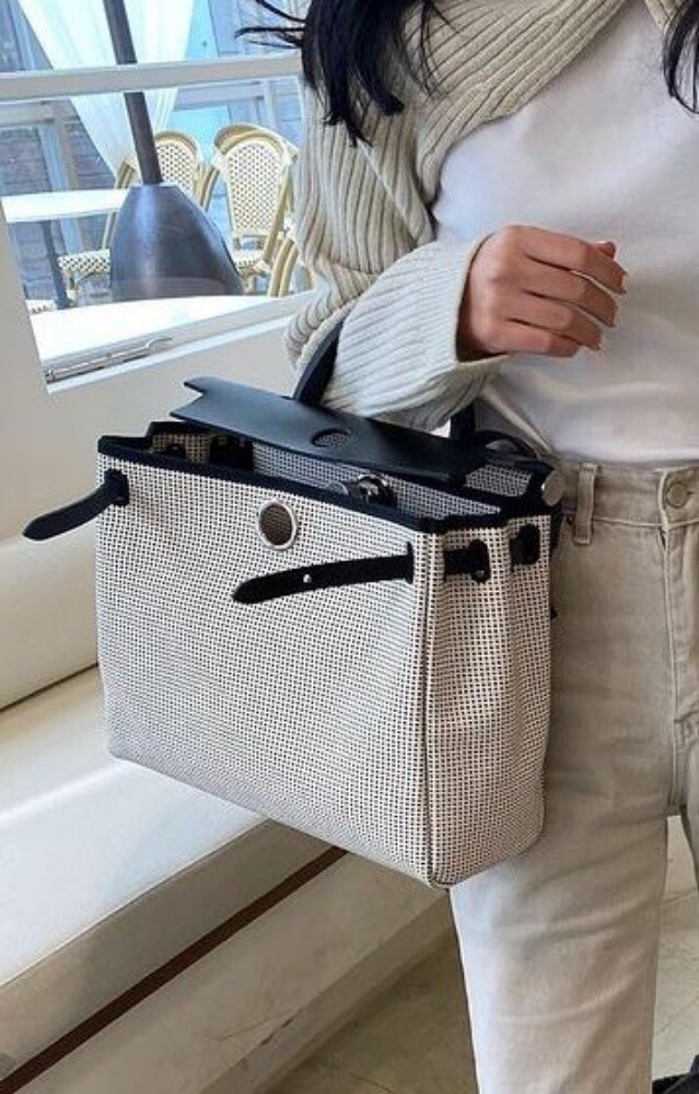 Branded Luxury Bags For Gift. - 27