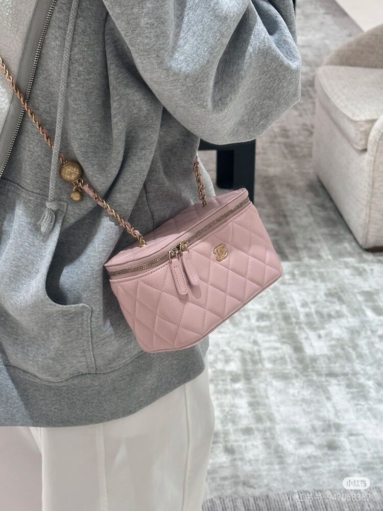 Branded Luxury Bags For Gift. - 25