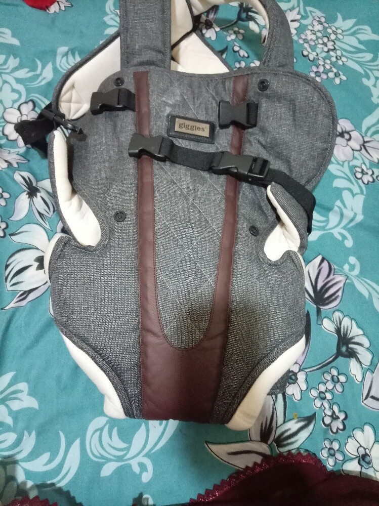baby holder carrier - 1