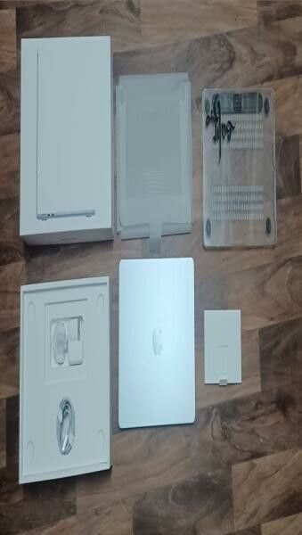 MacBook Air M4 13 | 16GB RAM - 3