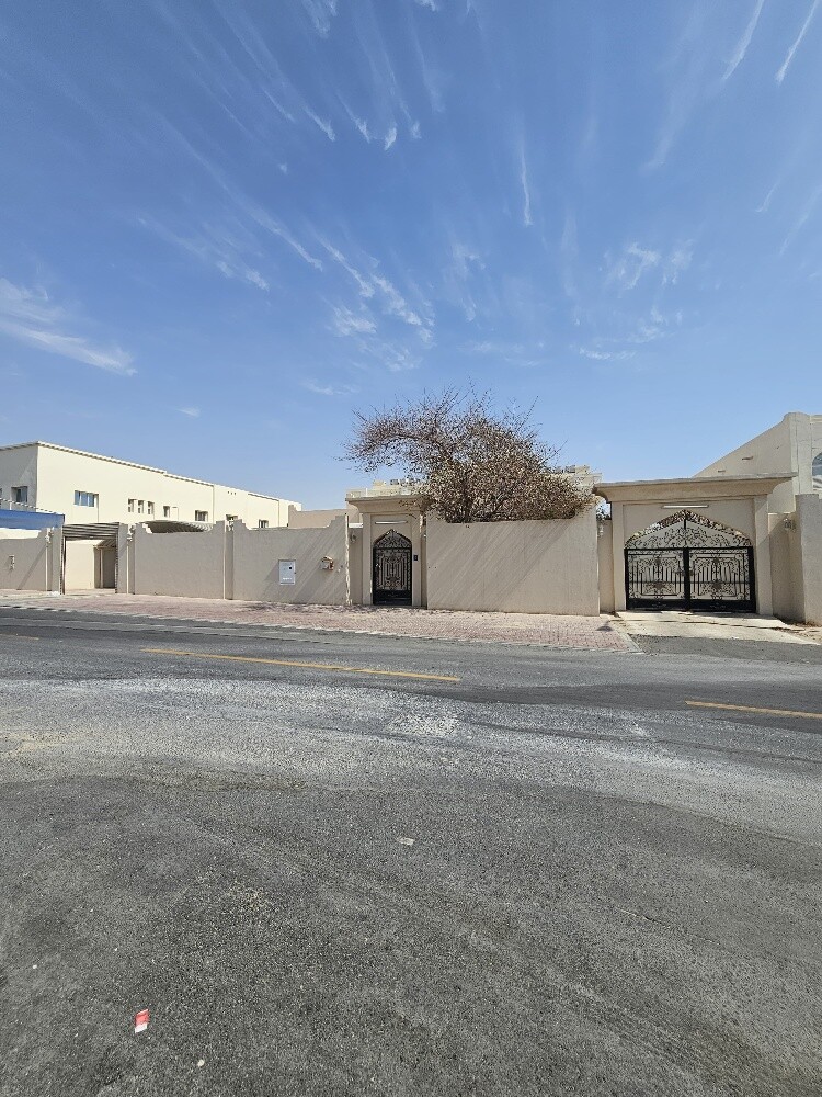 بيت الوجبه 1223م يباع بسعر الارض - 14