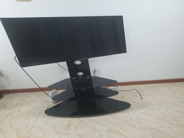 Sony TV 48 inch led - 1