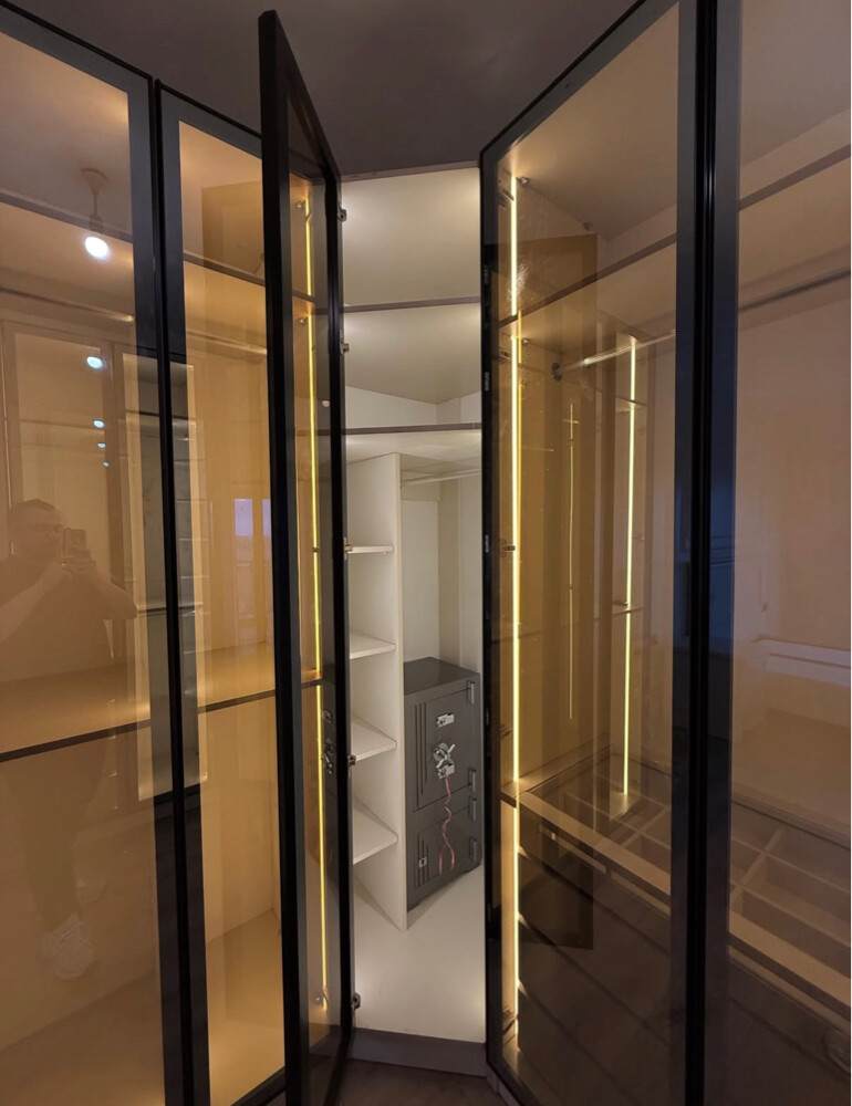Cabinet & Wardrobe  - 4