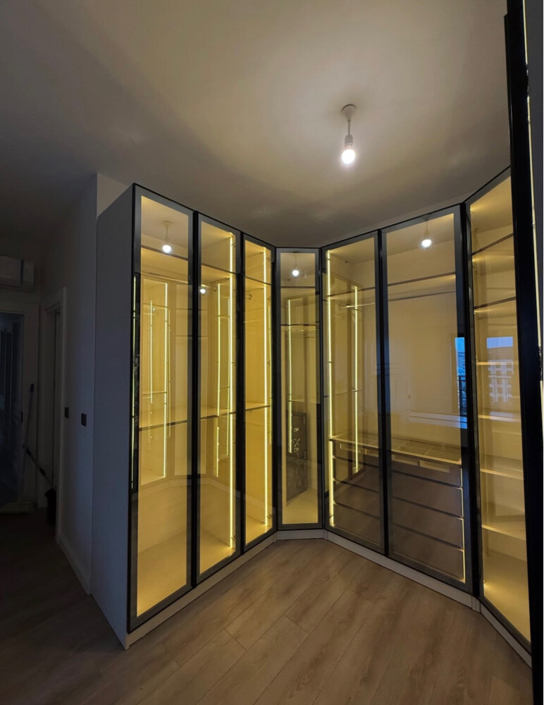 Cabinet & Wardrobe  - 6