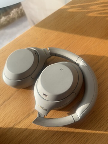 Sony WH-1000XM3 Wireless headphones - 1