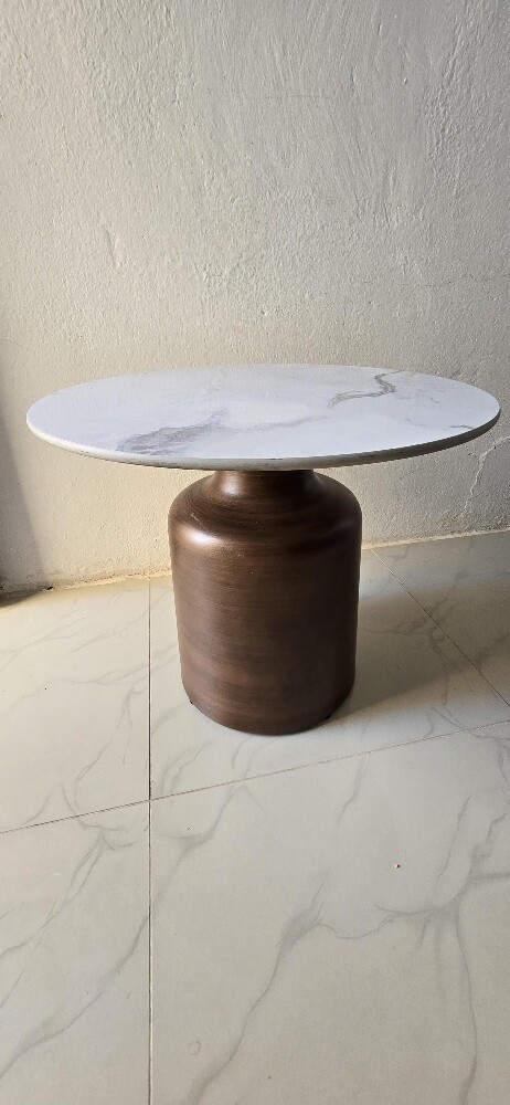 Coffee table / side table - 2