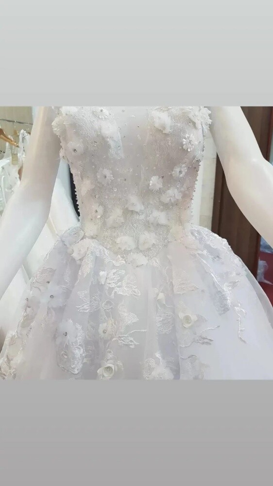 Brand new wedding gown for sale or - 2