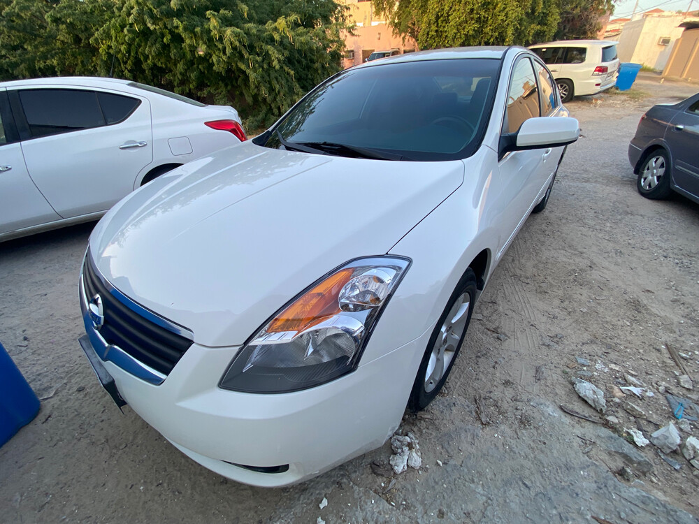 Nissan Altima 2009 Great Condition - 8