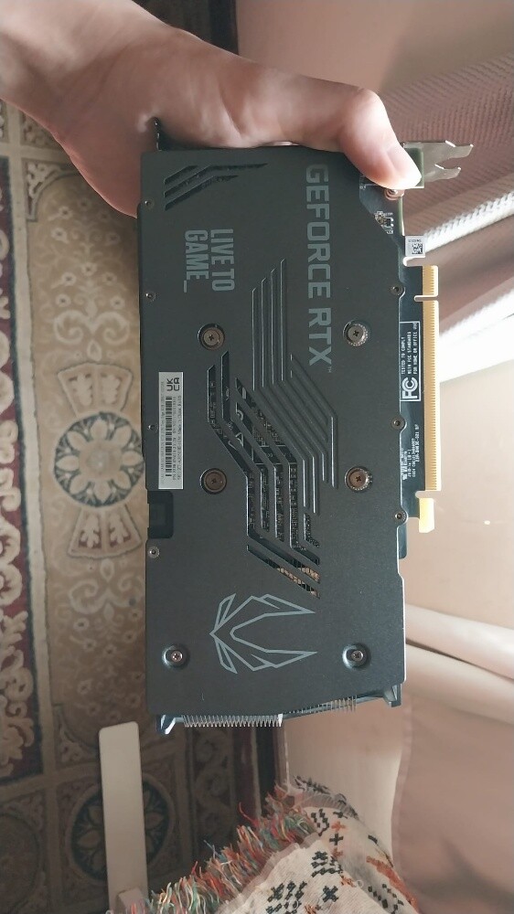 GPU  RTX3050 - 3