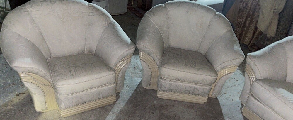 Seating chairs in excellent conditi - 3