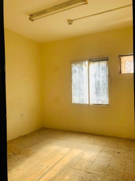 office for rent only for 2800 qr - 5