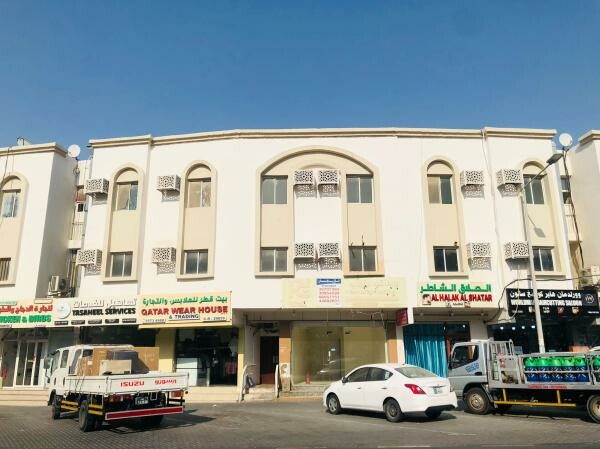 office for rent only for 2800 qr - 1
