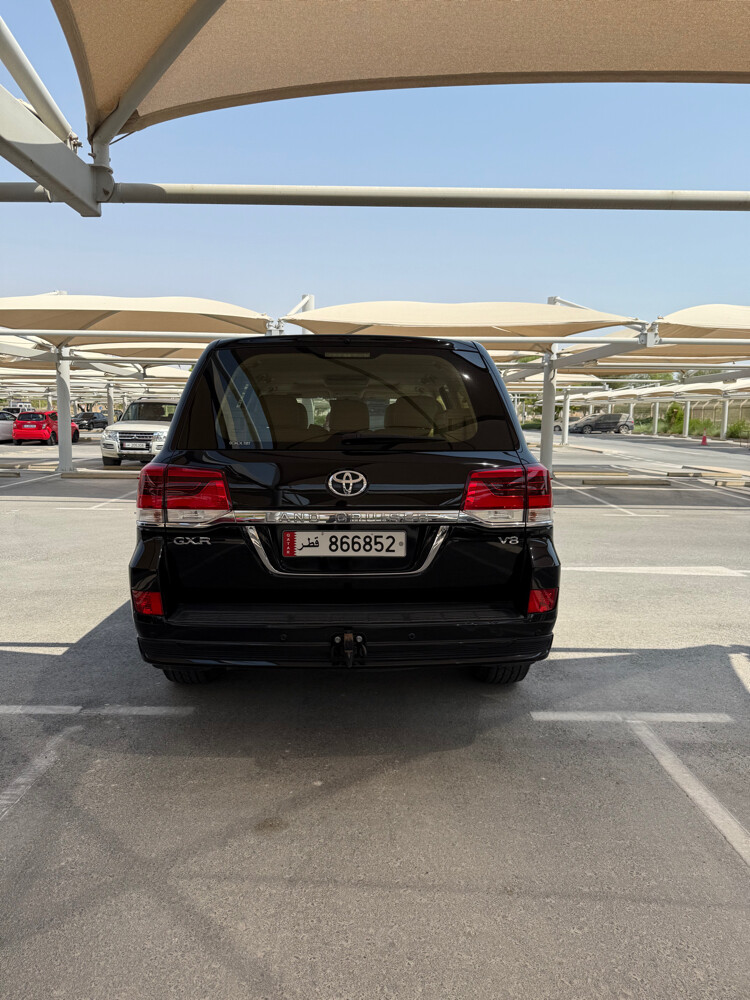 Land Cruiser GXR V8  - 12