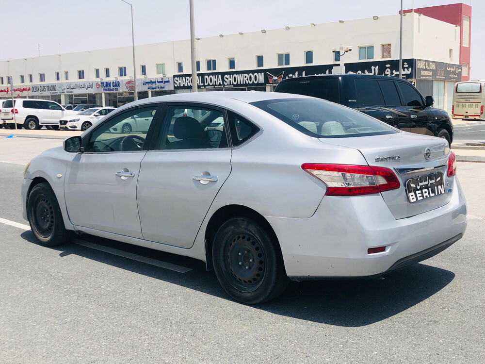 نيسان سينترا - 4