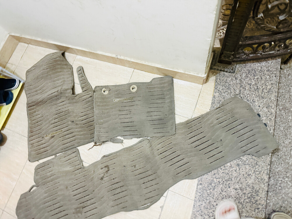 Floor Mat Toyota Landcruiser 2015 - 1