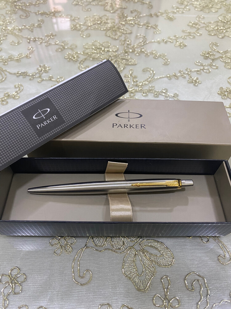 Parker pen  - 1