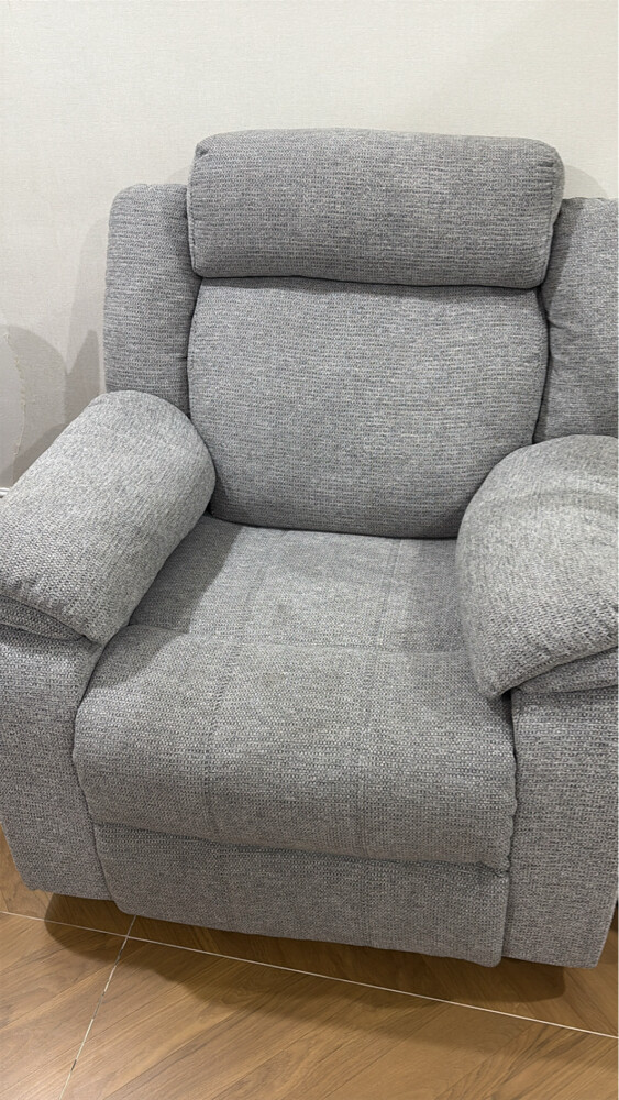 A relaxing chair in good condition - 3