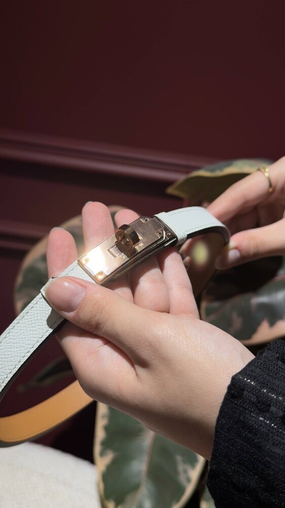 HMS Kelly 18 belt Silver Hardware - 1
