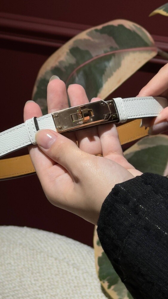 HMS Kelly 18 belt Silver Hardware - 3