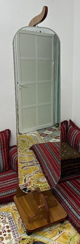 Mirror & Rack - 1