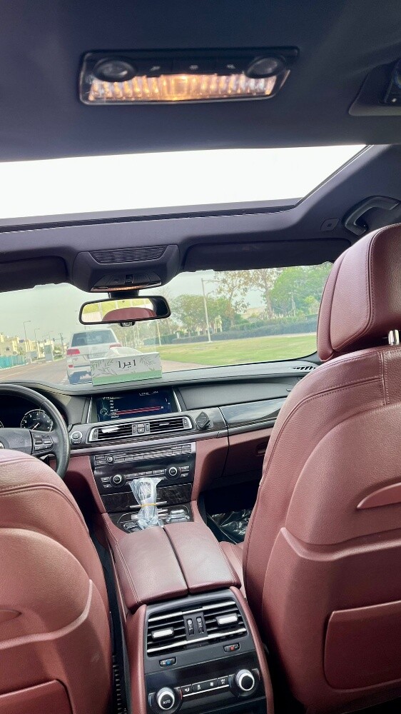 بي ام دبليو 740 للبيع - 8