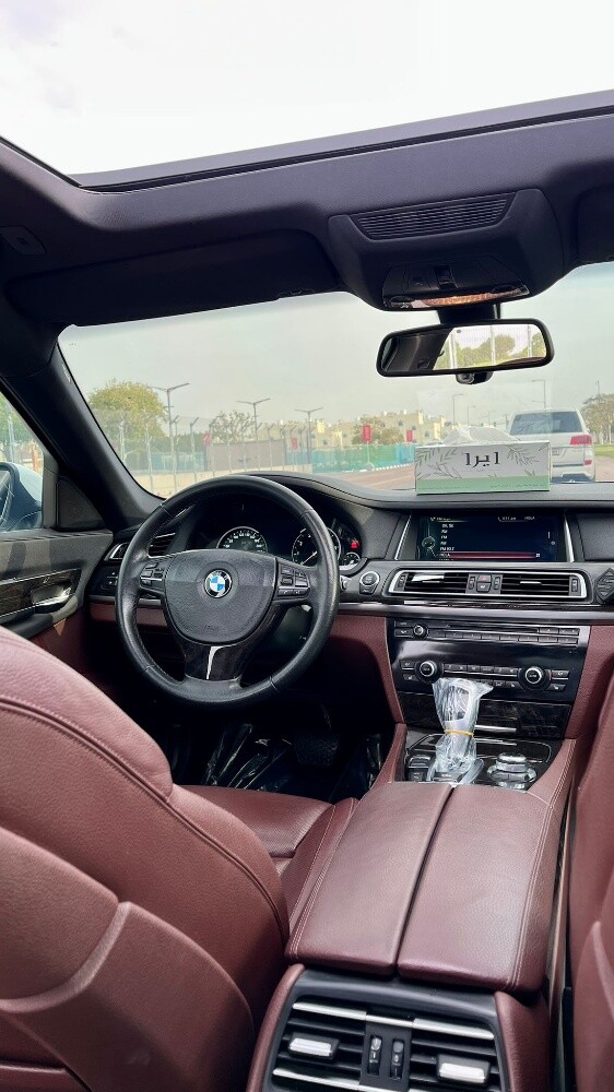 بي ام دبليو 740 للبيع - 12