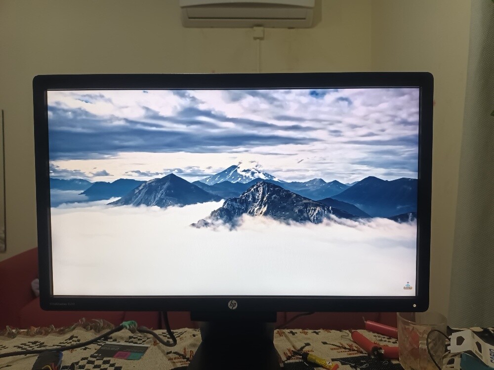 Monitor 21-inch - 1