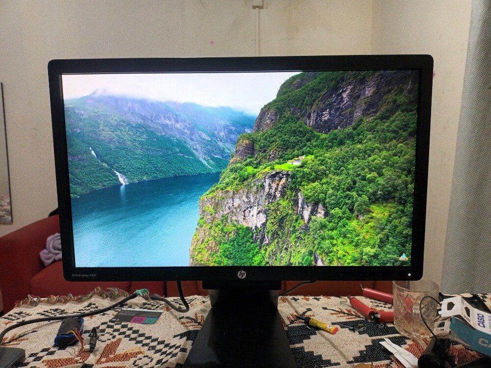 Monitor 21-inch - 2