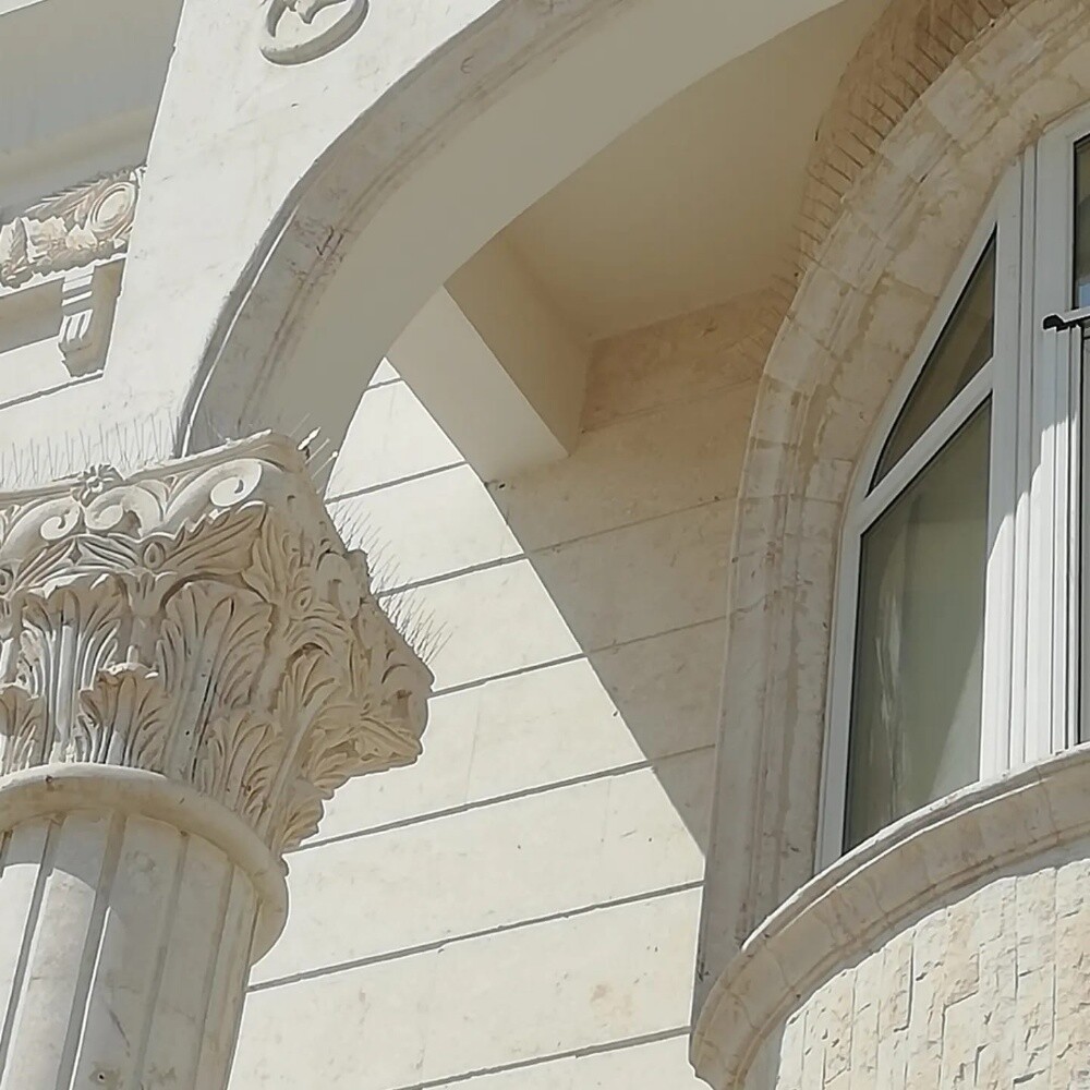 موانع الحمام 55270957 - 16