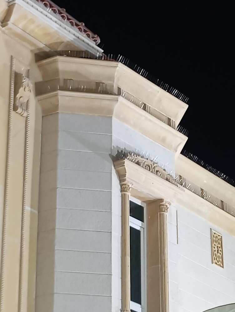 موانع الحمام 55270957 - 14