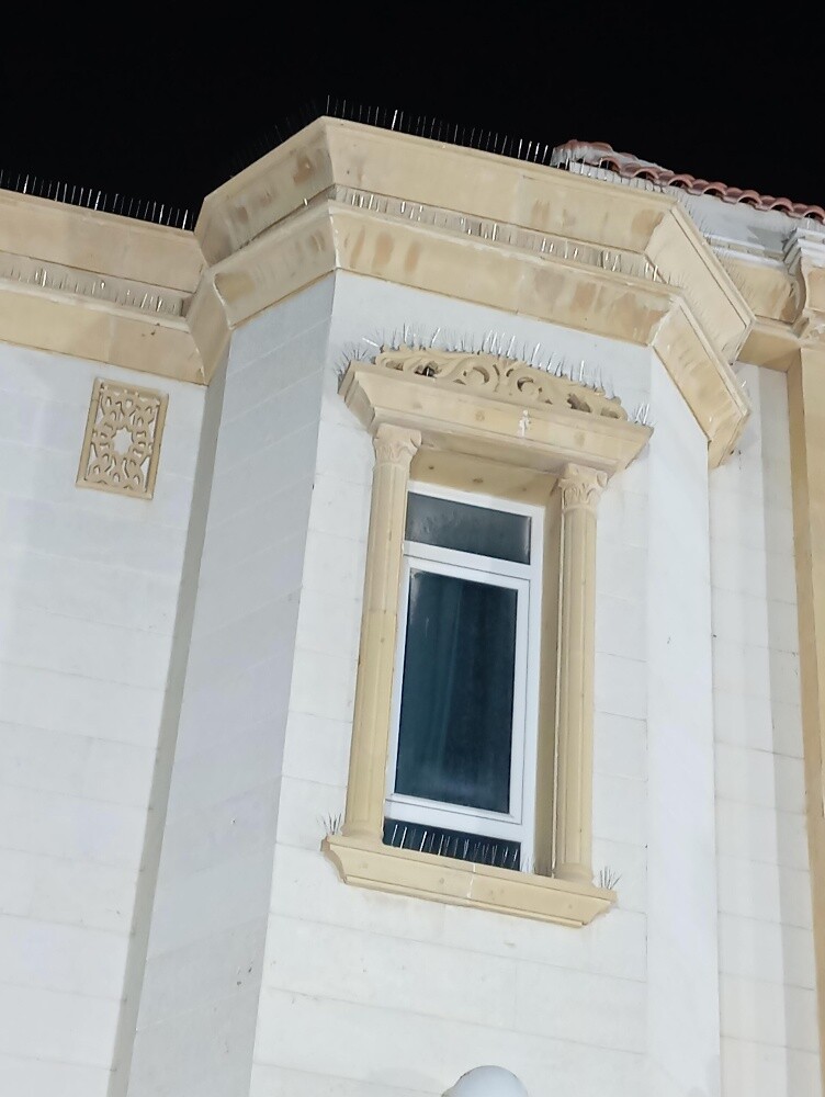 موانع الحمام 55270957 - 13