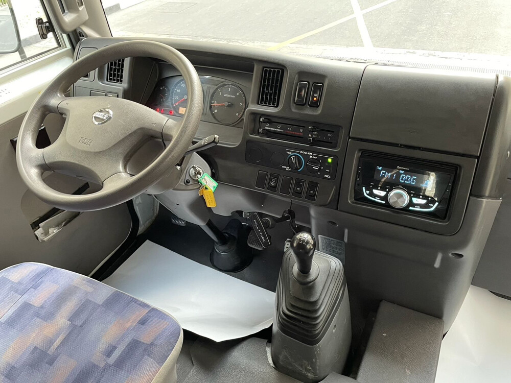Nissan Civilian 2021 - 8