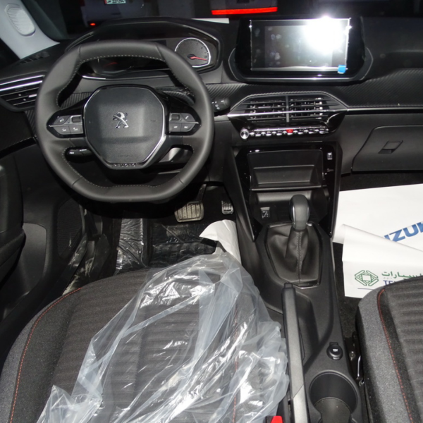 Peugeot 2008 model 2023.. - 3
