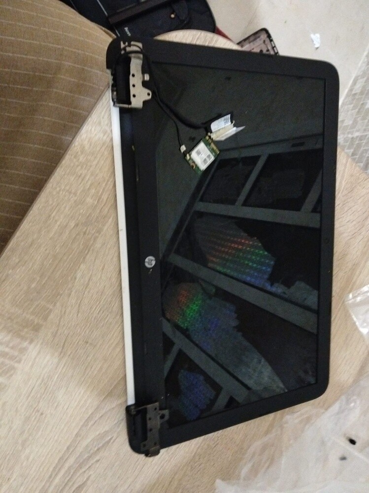 Screen, keyboard, and back - 2