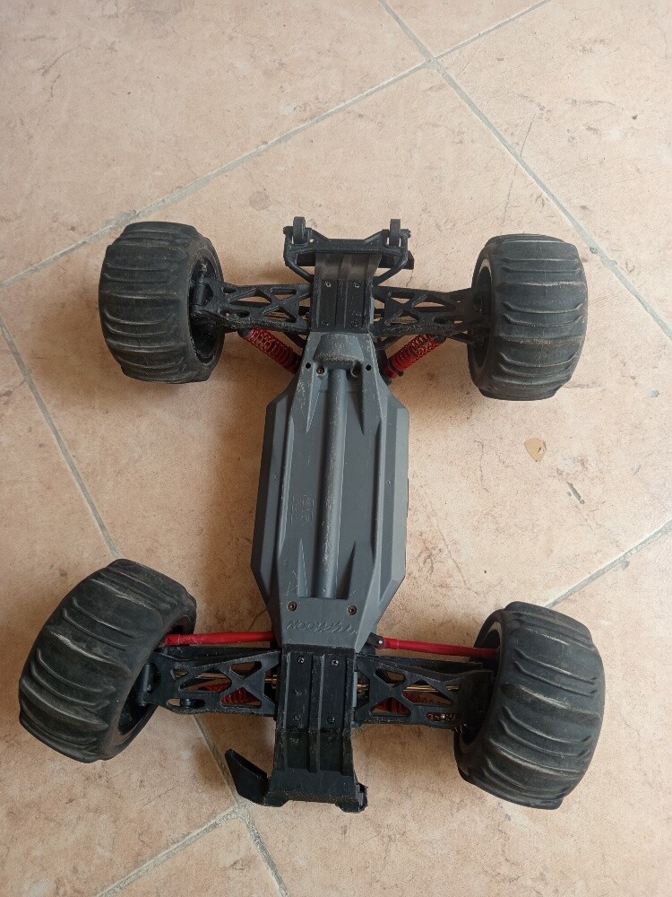 RC car - 4