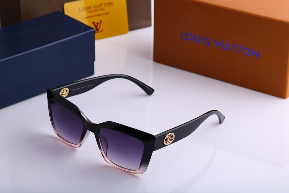 mens and womens sunglasses  - 9