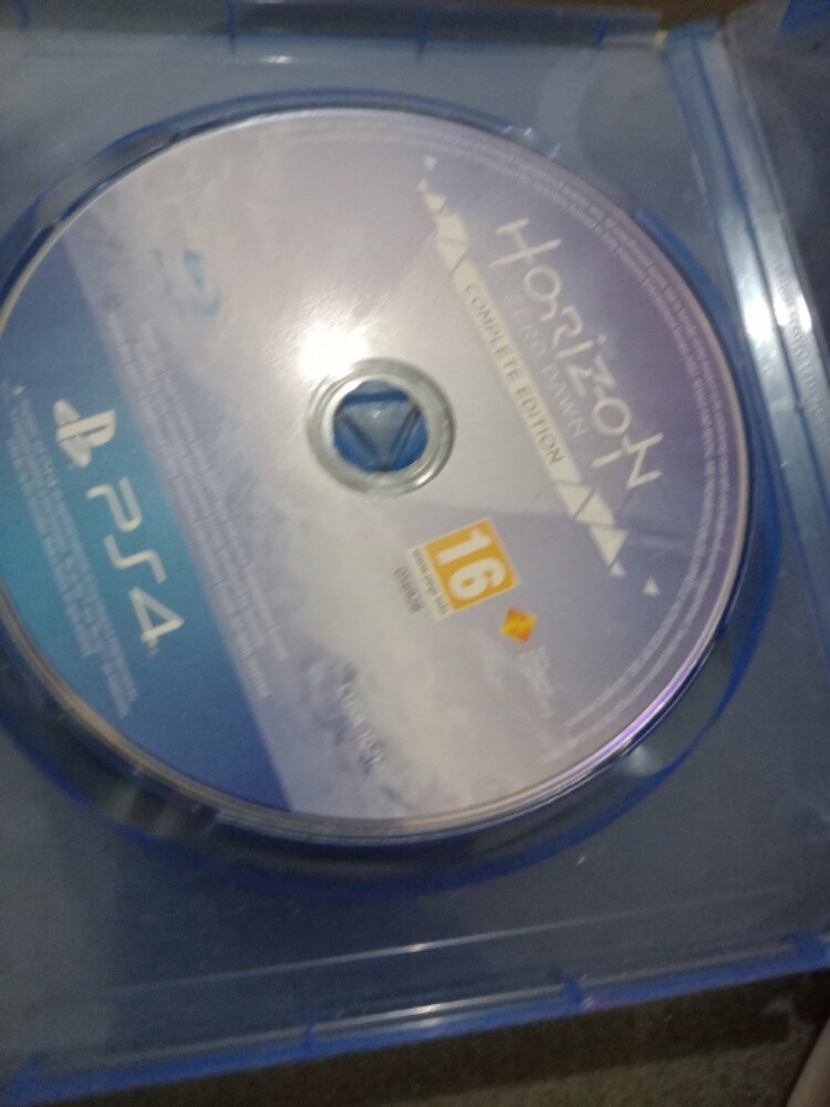 video game(playstation 4)horizon - 1