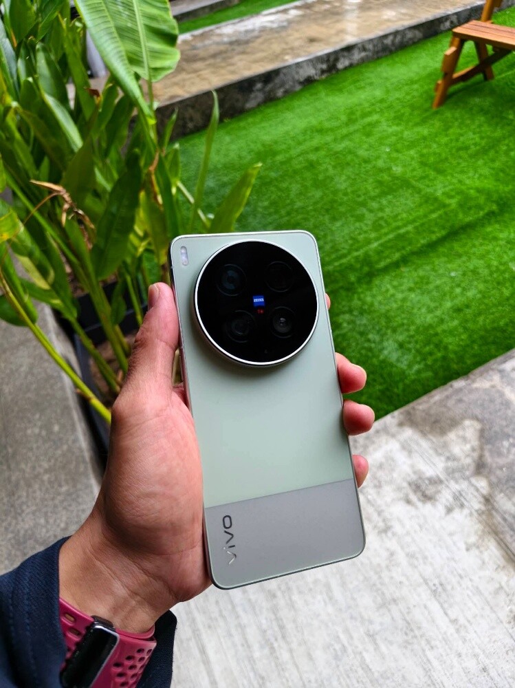 Vivo X300 Ulta 5G 512/16 Gb - 1
