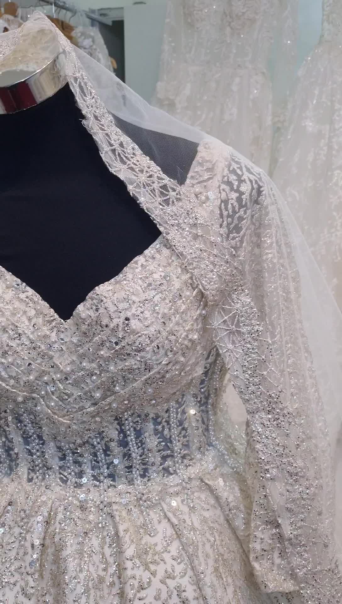 Wedding gown for rent - 3