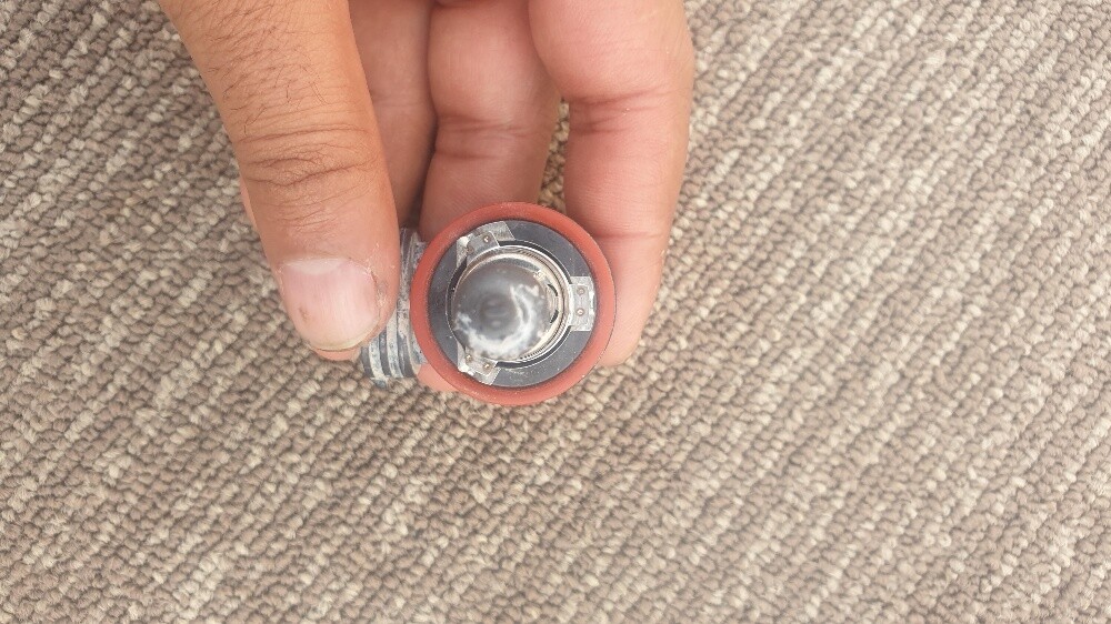 white halogen car lights - 15