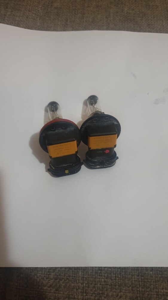 white halogen car lights - 14