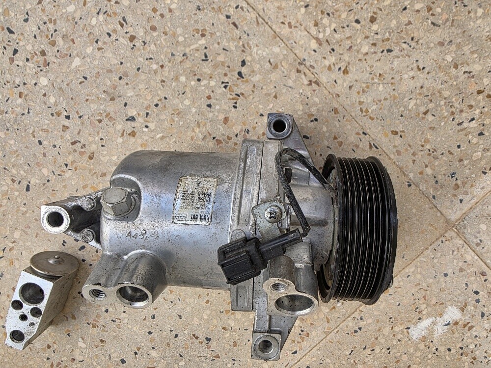 قطع مكيف نيسان صني مستعملة - 2