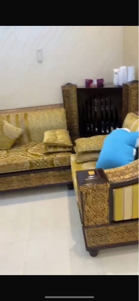 Excellent 20-meter majlis chairs - 3