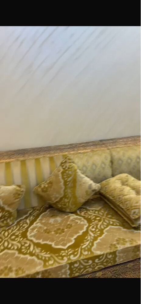 Excellent 20-meter majlis chairs - 1