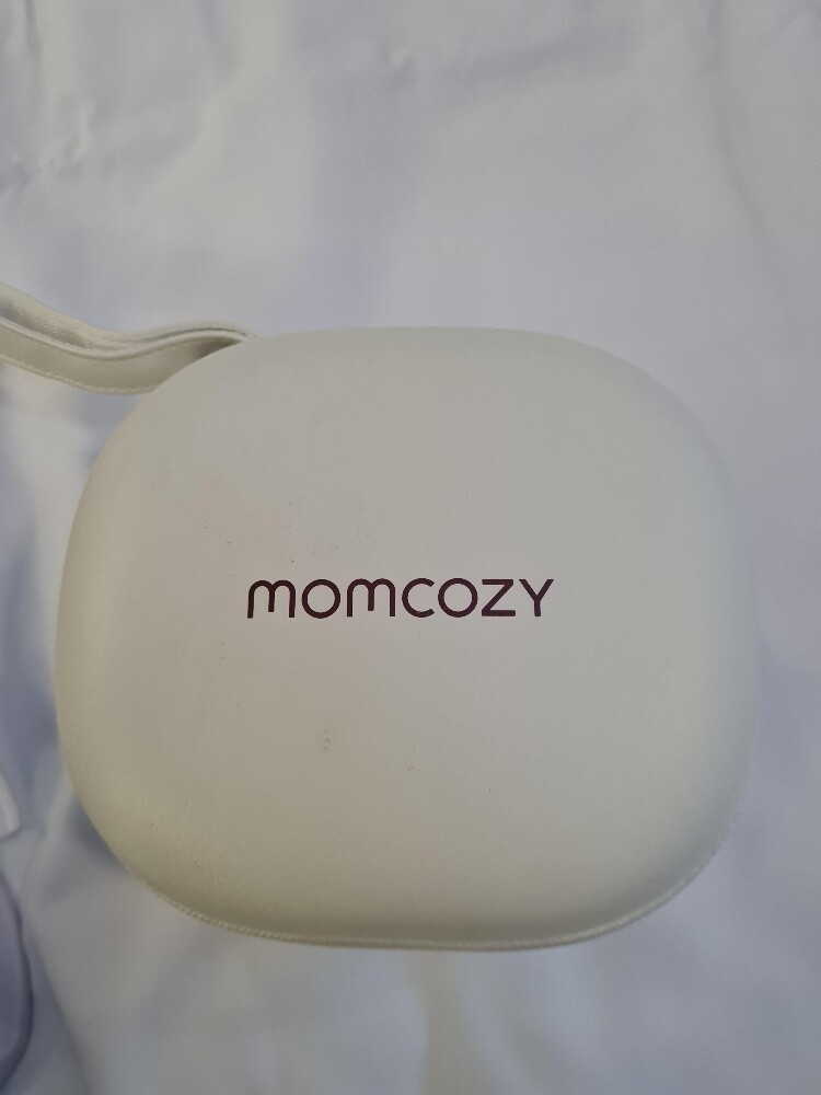 momcozy m5 like new - 4