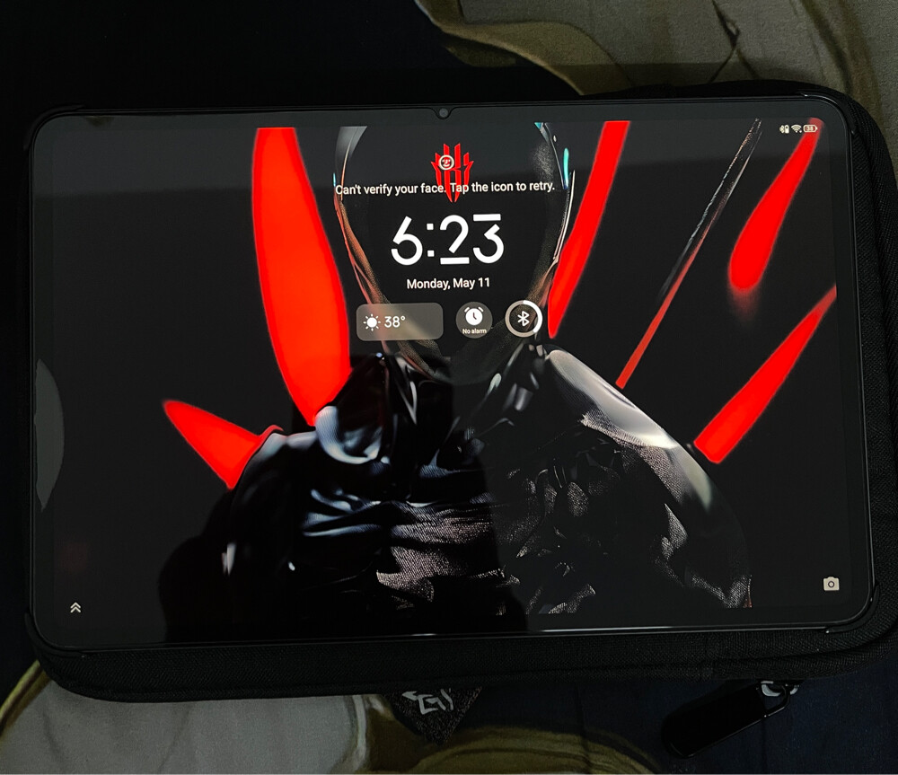 SALE -REDMAGIC ASTRA GAMING TABLET  - 5